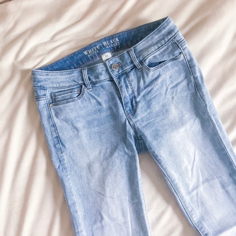 White House Black Market Skinny Jeans - size 00S